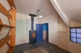 Large Village House With Commercial Premises, Large Living Area And 4 Bedrooms. Potential