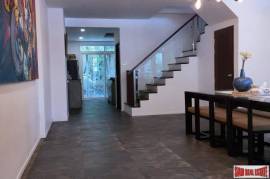 Reduced Price! 4 Bedroom Townhouse for Sale at Ekkamai