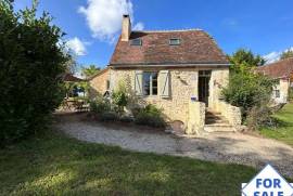 Detached Country House with Outbuildings