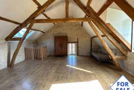 Detached Country House with Outbuildings
