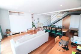 Large 2 bedroom duplex apartment with gym, garage box and swimming pool