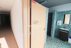 Large 2 bedroom duplex apartment with gym, garage box and swimming pool