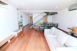 Large 2 bedroom duplex apartment with gym, garage box and swimming pool