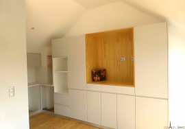 Exceptional Duplex with Sea View in Monte Estoril – Terrace,  Elevator Access & Premium Renovation