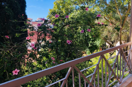 Monte-Estoril / Cascais/ Estoril T2 terrace in closed condominium with swimming pool