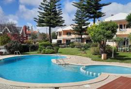 Monte-Estoril / Cascais/ Estoril T2 terrace in closed condominium with swimming pool