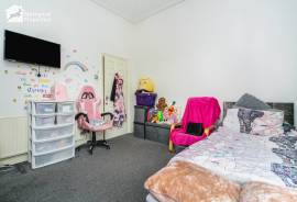 3 bedroom, Terraced House for sale