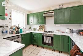 3 bedroom, Town house for sale