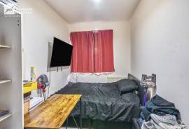 2 bedroom, Terraced House for sale