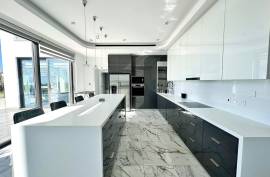 4 Bedroom Luxurious Sea View Villa - Peyia, Paphos