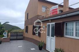 House with 4 Bedrooms - Riders - Ponta Delgada