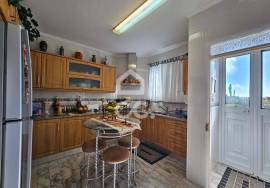 House with 4 Bedrooms - Riders - Ponta Delgada