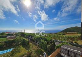 House with 4 Bedrooms - Riders - Ponta Delgada