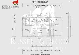 Detached 3 bedroom  villa on one level in fenced private plot -  walking distance to town. Detached 3 bedroom  villa on one level in fenced private plot -  walking distance to town.
