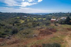 Plot in a great location for a modern villa