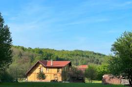Luxury 5 Bed Holiday Home For Sale in Budinscina