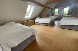 Luxury 5 Bed Holiday Home For Sale in Budinscina