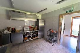 Luxury 5 Bed Holiday Home For Sale in Budinscina