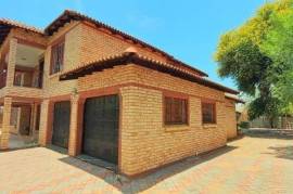 Stunning 5 Bed House For Sale In Mmabatho, South Africa