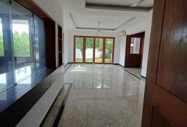 Luxury 5 Bed Villa For Sale in Pelawatte, Battaramulla Sri