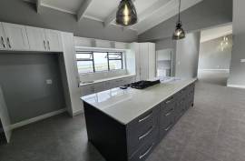 Luxury 3 Bed Home For Sale In Still-Bay Dunes South Africa
