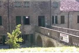 Stunning 6 Bedroom Estate For Sale in Giacciano Veneto Italy