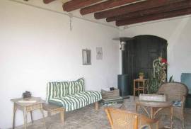 Stunning 6 Bedroom Estate For Sale in Giacciano Veneto Italy