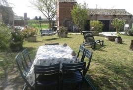 Stunning 6 Bedroom Estate For Sale in Giacciano Veneto Italy
