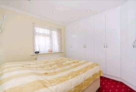 Stunning 4 Bed Semi Detached House For Sale in Pinner Middlesex United