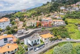 Contemporary 3 Bedroom Villa with Panoramic Views, Large Suites and Outdoor Leisure Space