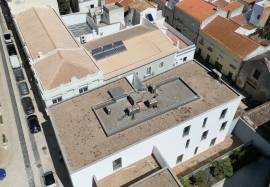 2-Bedroom Apartment with Private Terrace | Portimão