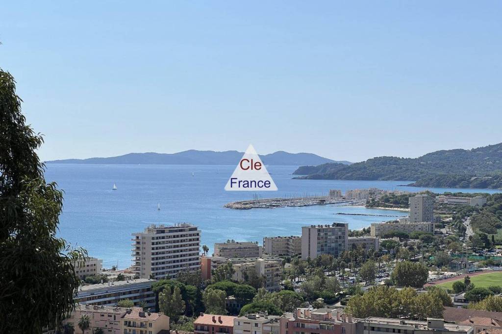 Beautiful Studio Apartment with Sea View