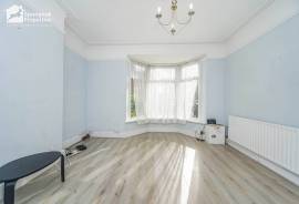 3 bedroom, Terraced House for sale
