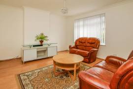 3 bedroom, Terraced House for sale