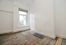 3 bedroom, Terraced House for sale