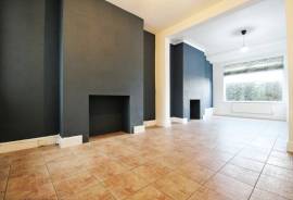 3 bedroom, Terraced House for sale
