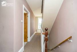 4 bedroom, Terraced House for sale
