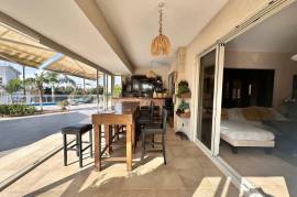 Luxury 5 Bedroom Plus Maid's Room Villa - Konia, Paphos