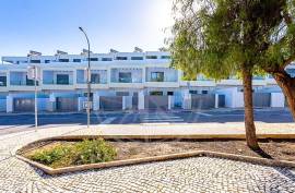 Brand New 2+1 Bedroom Townhouse with Large Terrace Areas
