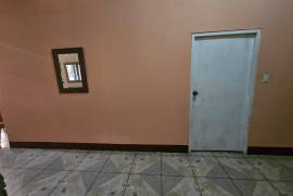 Superb 2 Bedroom House For Sale in Managua
