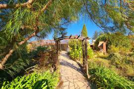 Pleasant Architect-Designed Villa With 130 M2 Of Living Space On A 3202 M2 Plot With Heated Pool And Beautiful Views