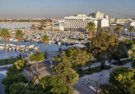 Rooftop hotel with high potential – Faro (Algarve)