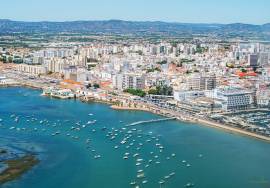 Rooftop hotel with high potential – Faro (Algarve)