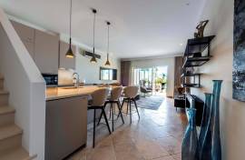 South facing Luxury Two bedroom Duplex Apartment with sea views for sale in Quinta do Mar