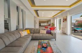 Luxury 5 Bed Villa For Sale In Medulin