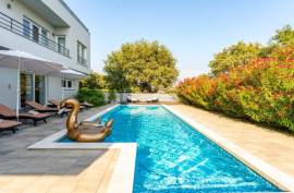 Luxury 5 Bed Villa For Sale In Medulin