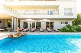 Luxury 5 Bed Villa For Sale In Medulin