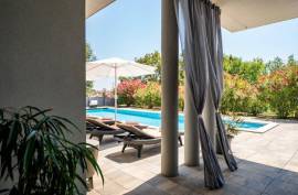 Luxury 5 Bed Villa For Sale In Medulin