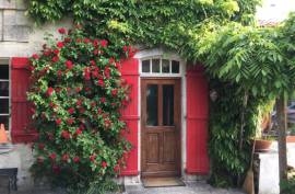 Excellent 7 Bed Farmhouse & Gite For Sale In Poullignac France