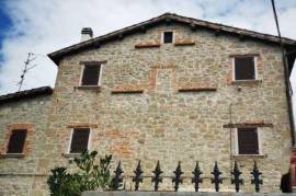 Excellent 5 Bed Country House For Sale In Roccafluvione Italy Excellent 5 Bed Country House For Sale In Roccafluvione Italy